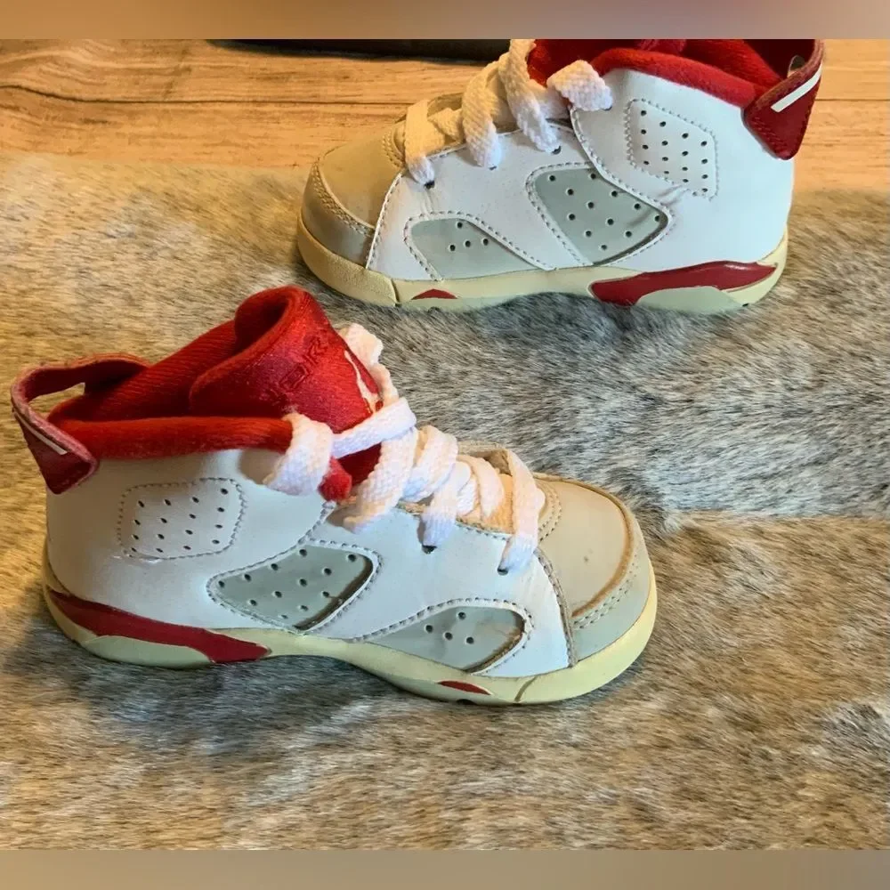 Nike Kids Air Jordan 6 Retro Red Shoes Size 6C